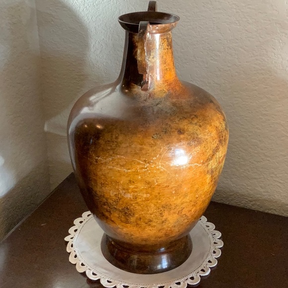 Urn Shaped Wide Body Metal Handled Vase - Picture 5 of 6